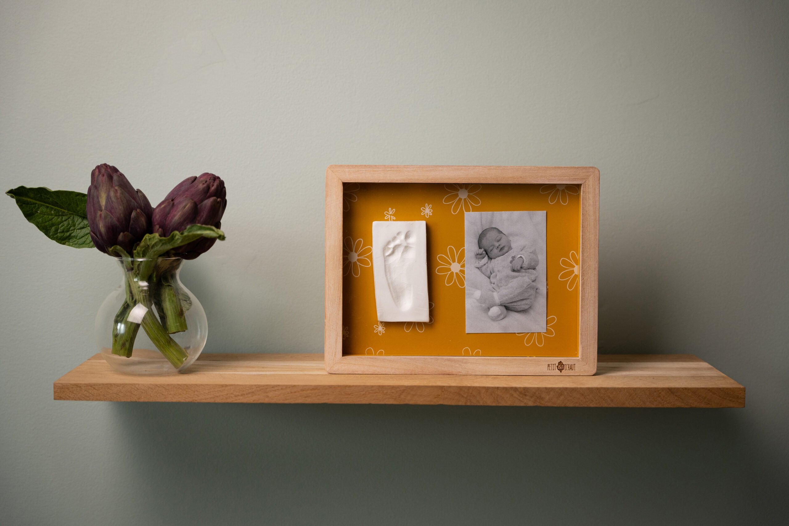 Classic Frame - Daisy Ochre