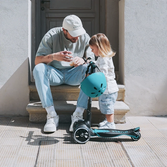 Xtend Scooter ride on Cool Grey