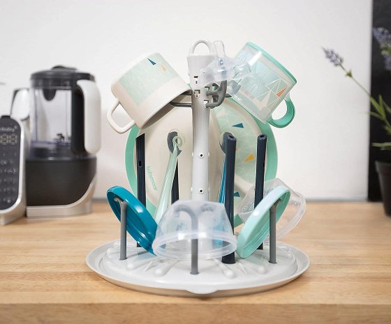 Compact bottle drying rack
